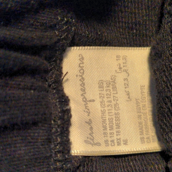 2 pairs of boys pants - Picture 6 of 7